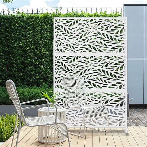 Garden Screens .